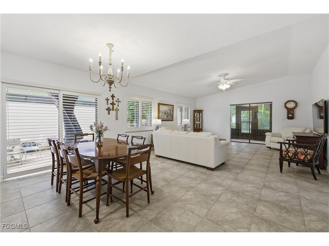 5829 Wild Fig Lane Fort Myers FL 33919 2025017500 image14