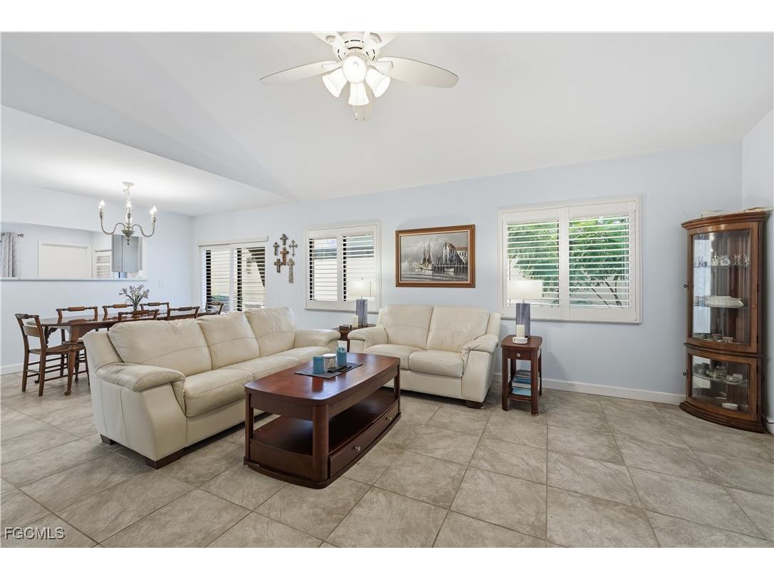 5829 Wild Fig Lane Fort Myers FL 33919 2025017500 image17