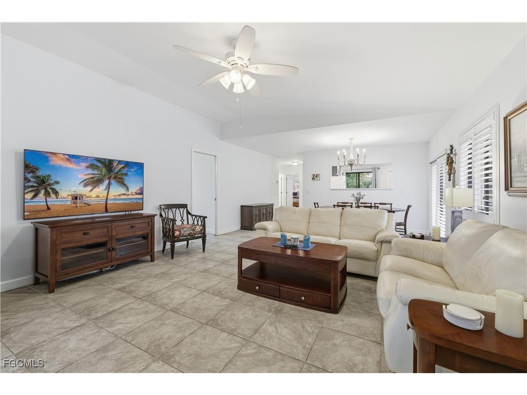 5829 Wild Fig Lane Fort Myers FL 33919 2025017500 image19