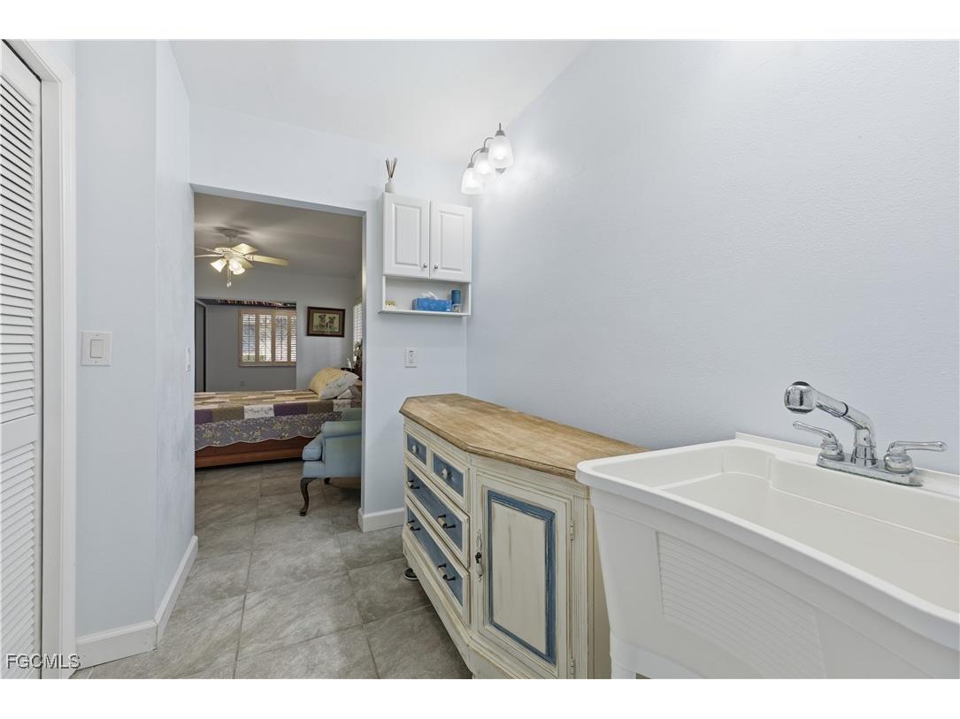 5829 Wild Fig Lane Fort Myers FL 33919 2025017500 image27