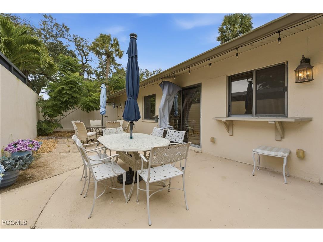 5829 Wild Fig Lane Fort Myers FL 33919 2025017500 image30