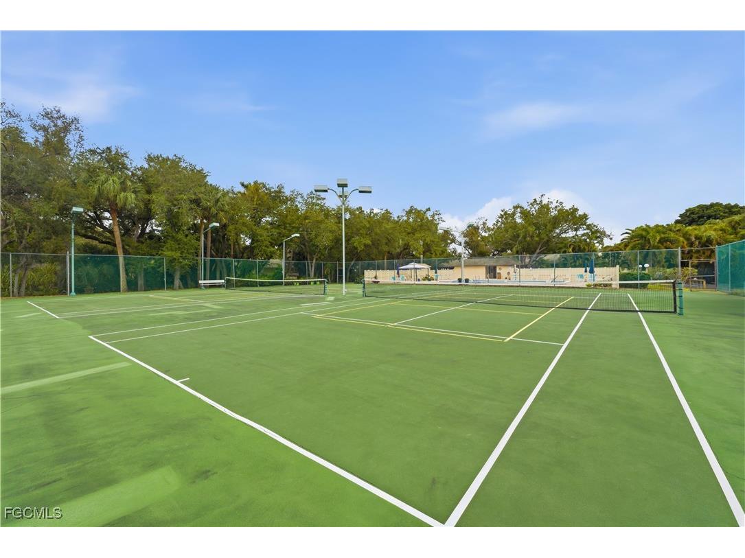 5829 Wild Fig Lane Fort Myers FL 33919 2025017500 image32