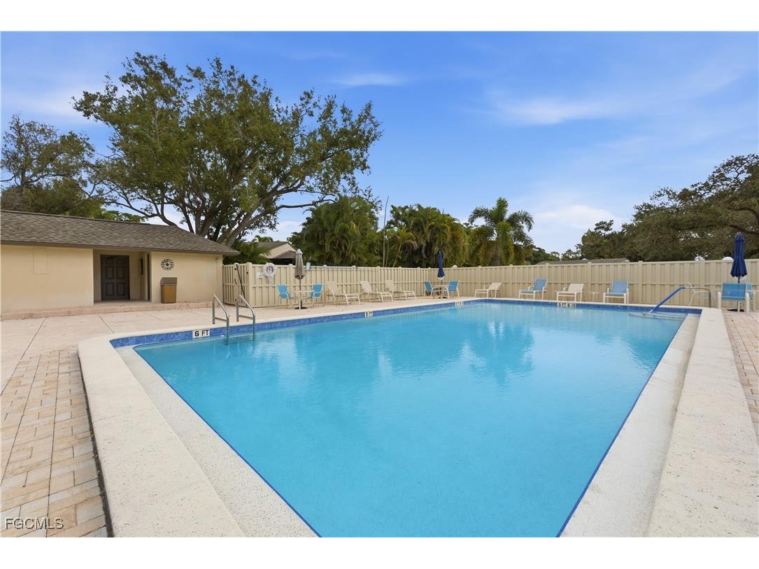 5829 Wild Fig Lane Fort Myers FL 33919 2025017500 image33