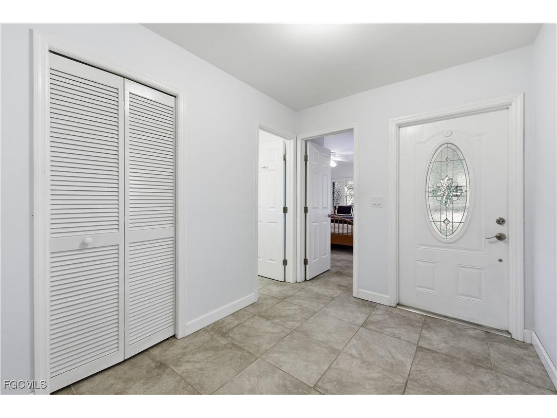 5829 Wild Fig Lane Fort Myers FL 33919 2025017500 image6