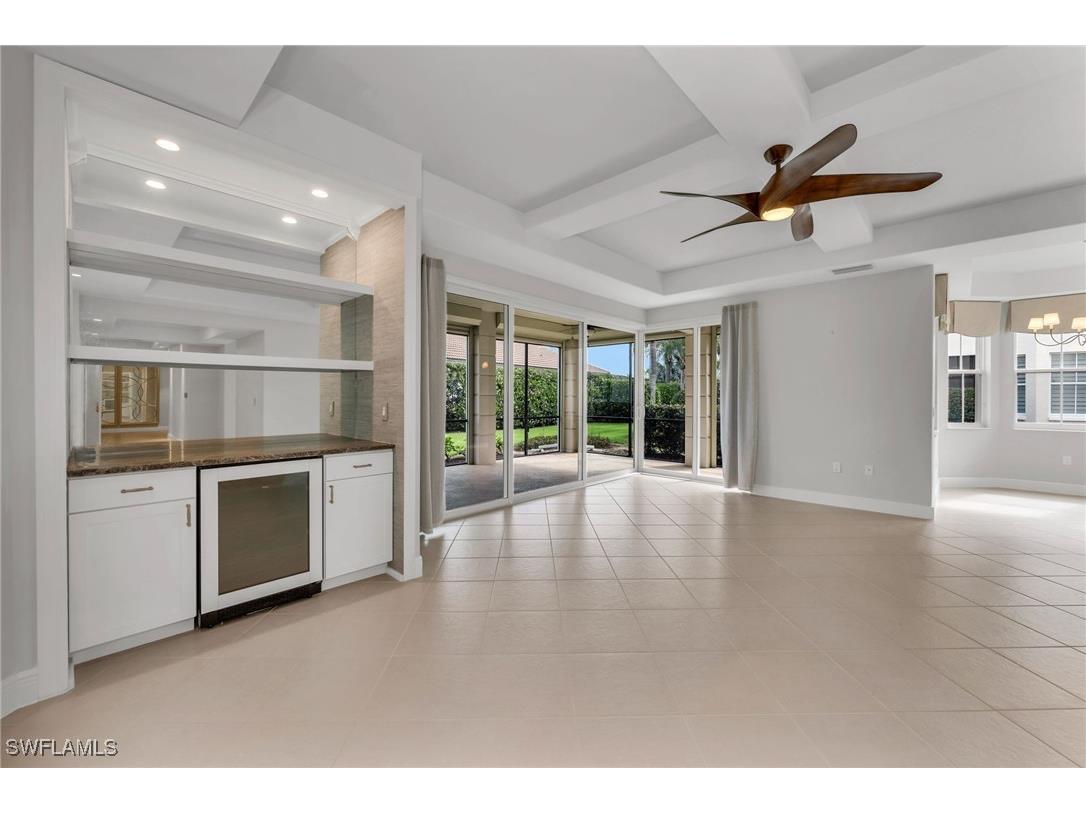 583 Avellino Isles Circle #102 Naples FL 34119 225068398 image2