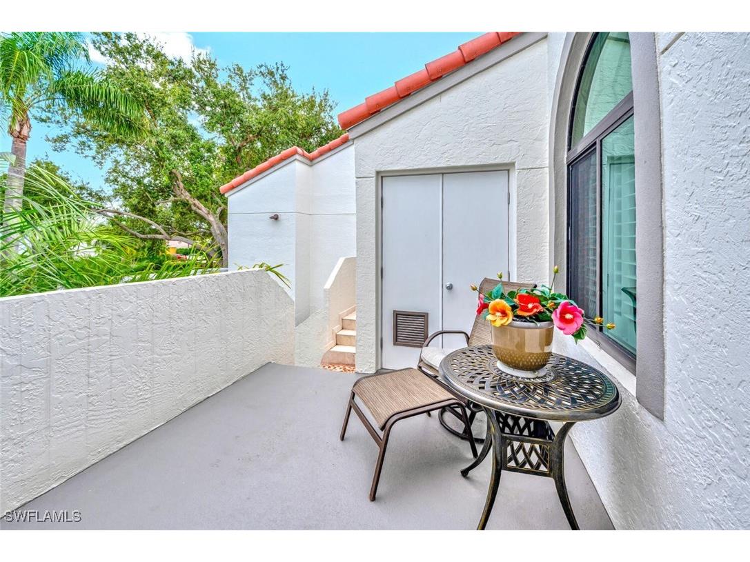 583 Beachwalk Circle #Q-203 Naples FL 34108 225074814 image27