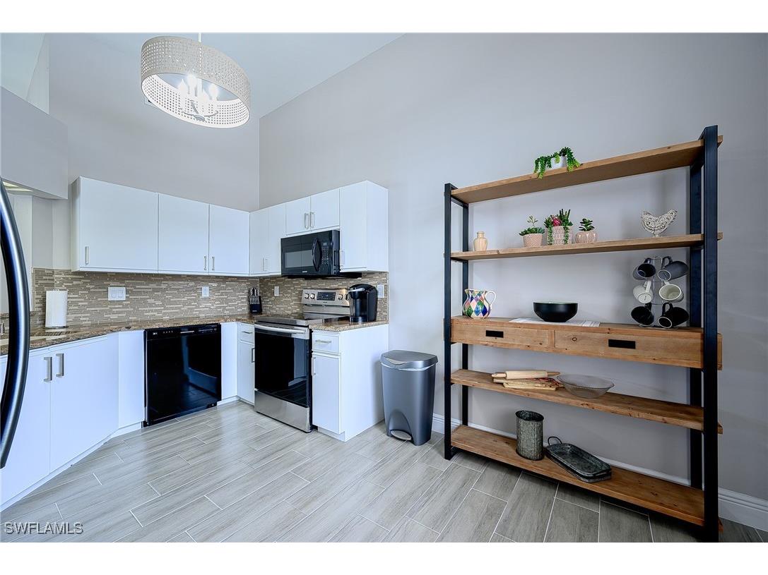 583 Beachwalk Circle #Q202 Naples FL 34108 225034228 image10