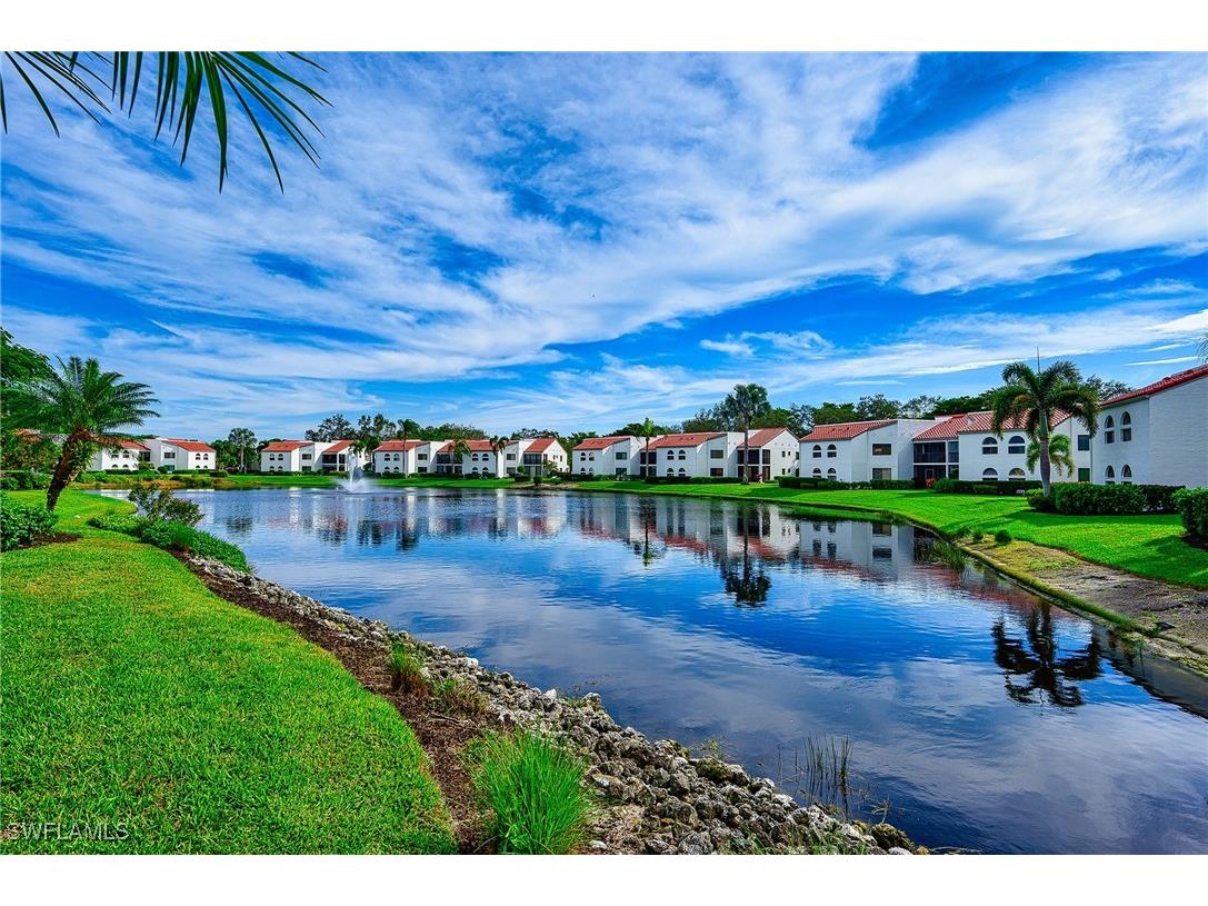 583 Beachwalk Circle #Q202 Naples FL 34108 225034228 image2