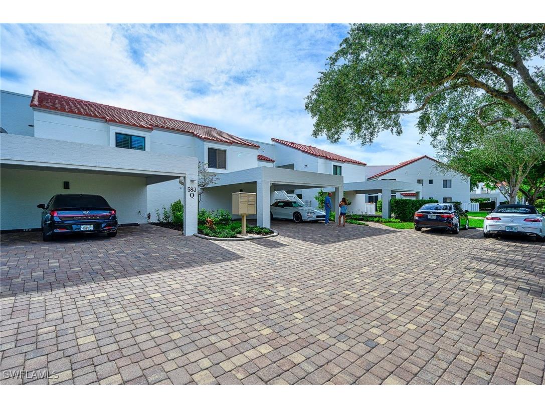 583 Beachwalk Circle #Q202 Naples FL 34108 225034228 image3