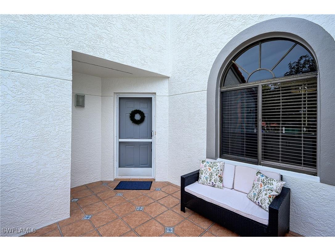 583 Beachwalk Circle #Q202 Naples FL 34108 225034228 image5