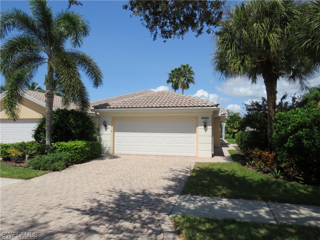 5830 Drummond Way Naples FL 34119 224016939 image1