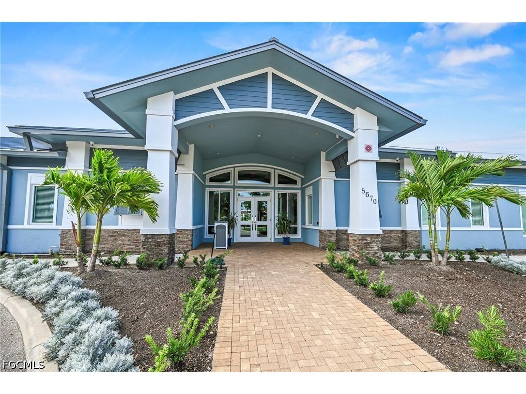 5830 Trailwinds Drive #824 Fort Myers FL 33907 2026024978 image33