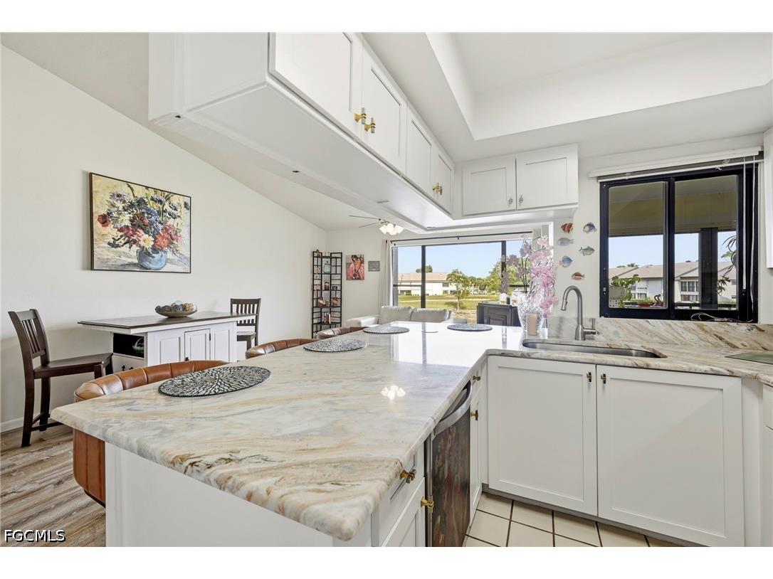 5830 Trailwinds Drive #824 Fort Myers FL 33907 2026024978 image4