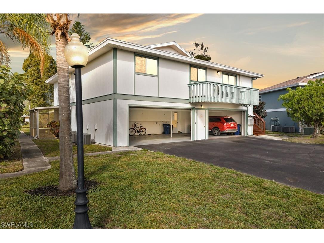 5831 Vancouver Circle #1 Fort Myers FL 33907 224022127 image1