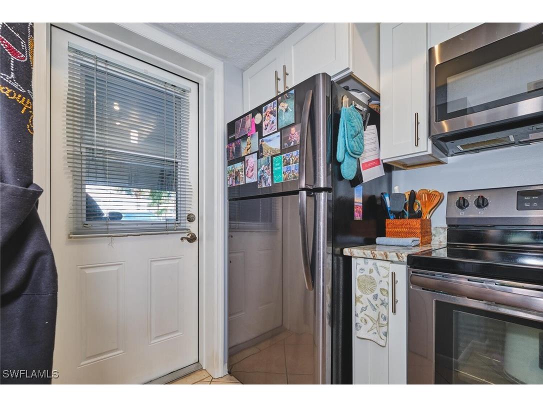 5832 Vancouver Circle #2 Fort Myers FL 33907 225067895 image4