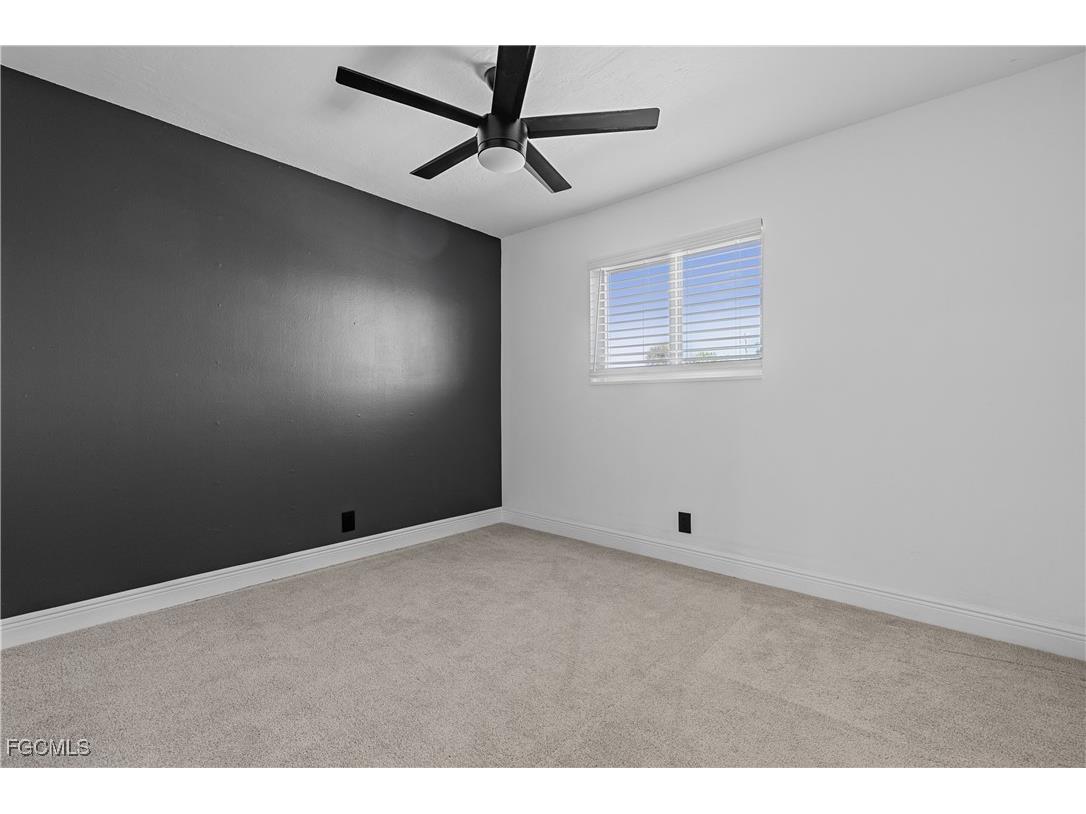 5836 Queen Elizabeth Way #3 Fort Myers FL 33907 2025012788 image15