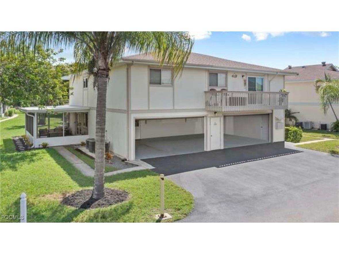 5836 Queen Elizabeth Way #3 Fort Myers FL 33907 2025012788 image2