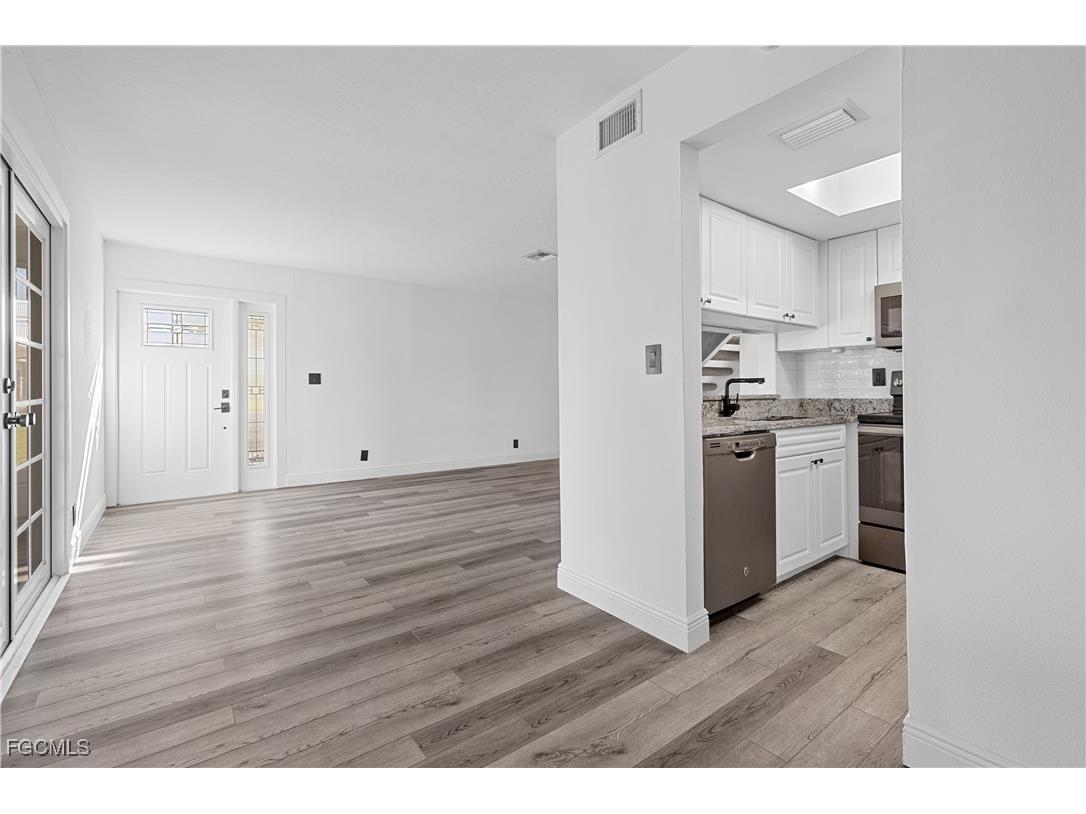 5836 Queen Elizabeth Way #3 Fort Myers FL 33907 2025012788 image6