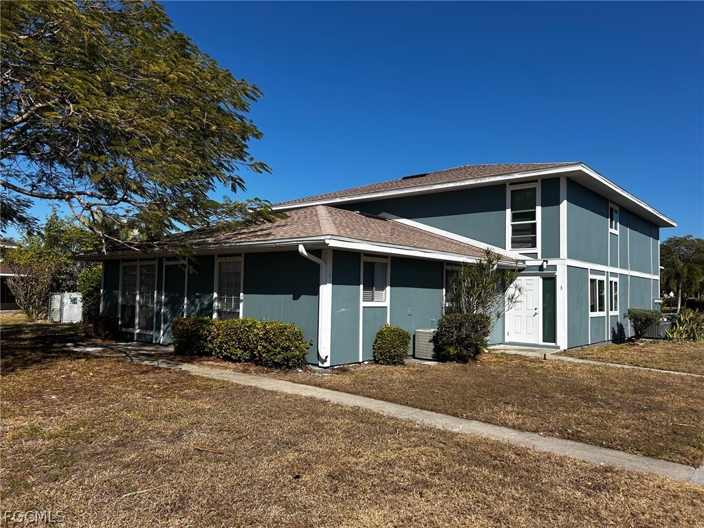 5837 Queen Elizabeth Way #1 Fort Myers FL 33907 2025017823 image3