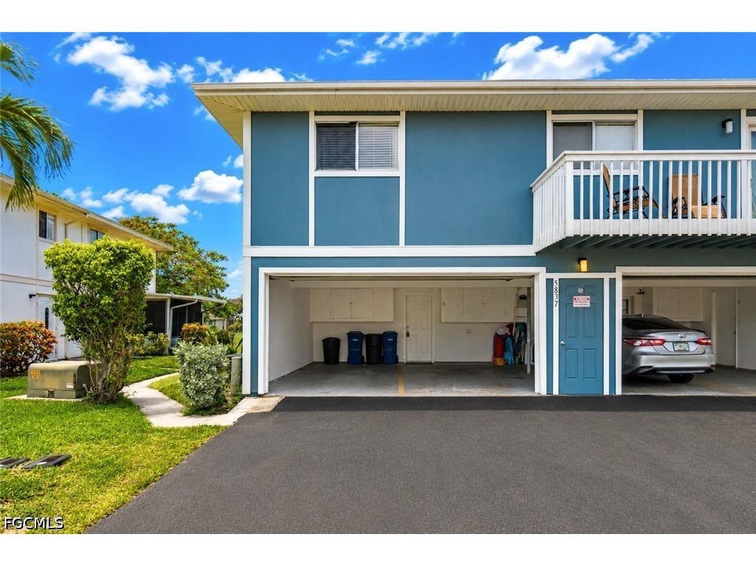 5837 Queen Elizabeth Way #3 Fort Myers FL 33907 2026028934 image2