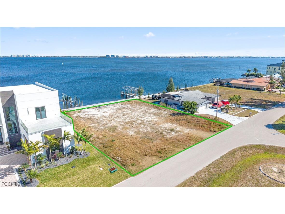 5837 SW 1st Avenue Cape Coral FL 33914 2026009376 image2