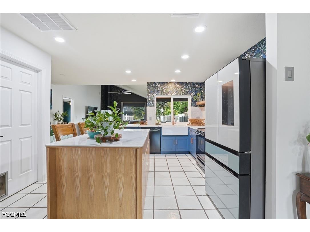 5837 Tallowood Circle Fort Myers FL 33919 2026023584 image16