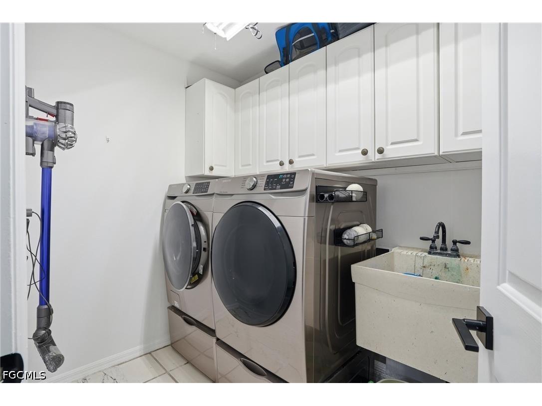 5837 Tallowood Circle Fort Myers FL 33919 2026023584 image36