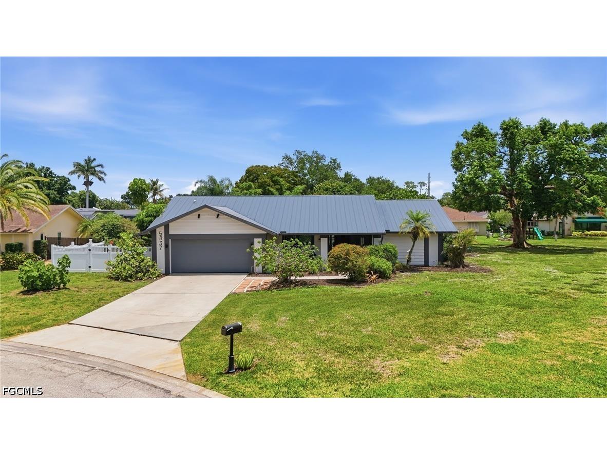 5837 Tallowood Circle Fort Myers FL 33919 2026023584 image49