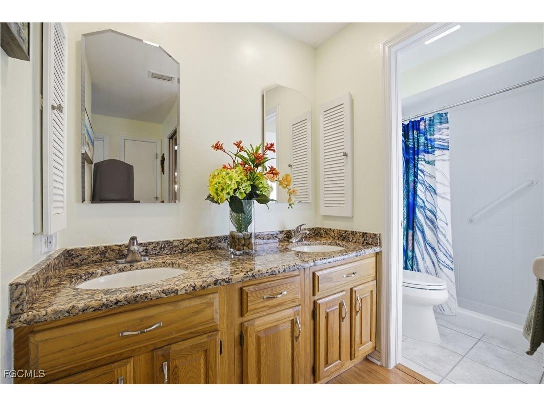  Fort Myers FL 33919 2025019483 image21