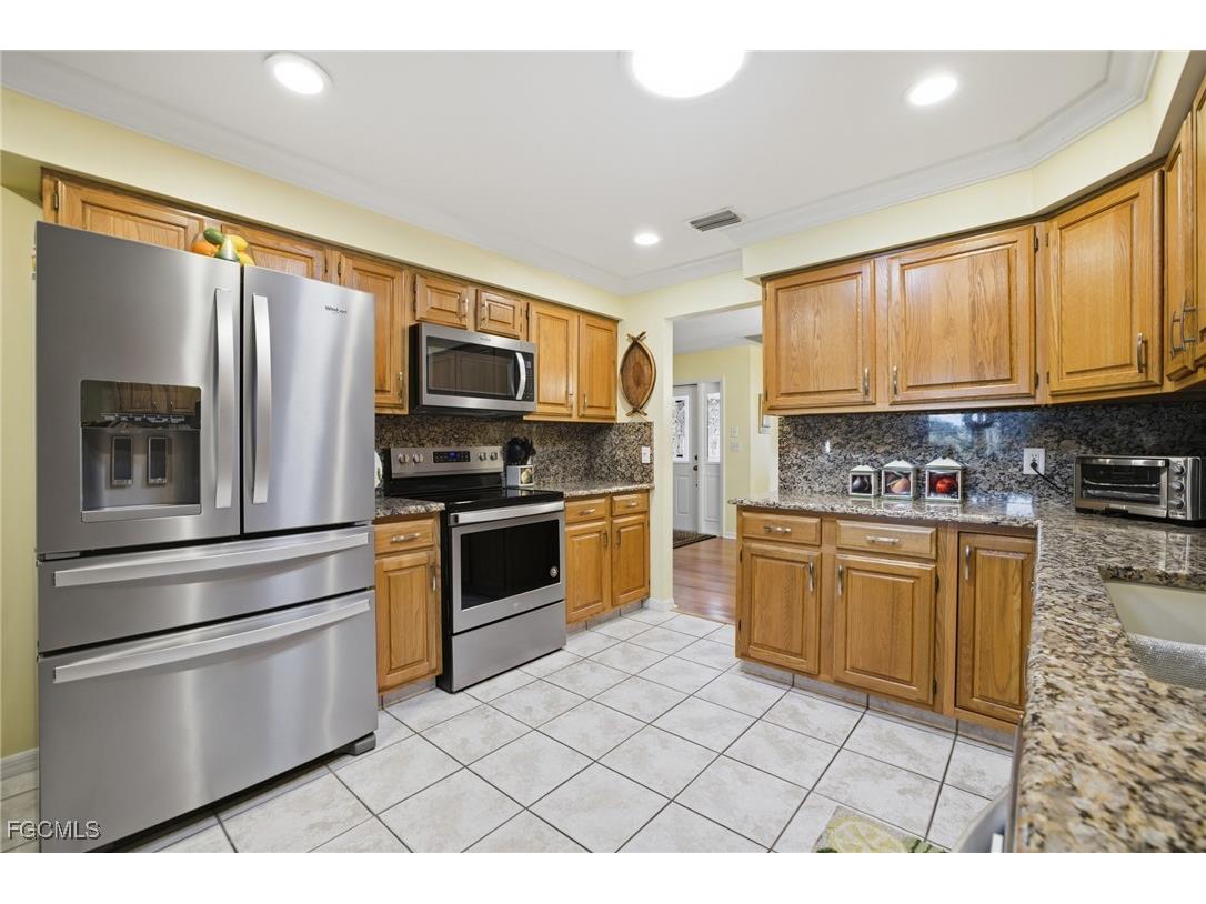  Fort Myers FL 33919 2025019483 image5