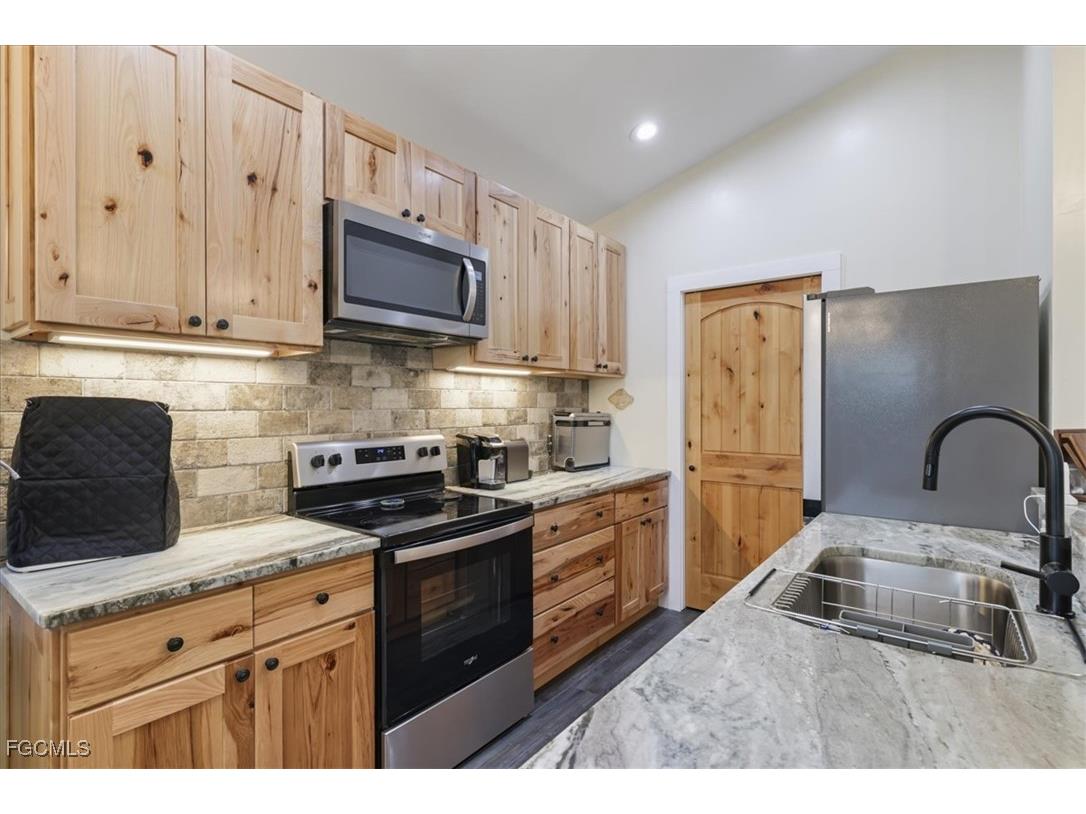 5839 Bonita Road Bokeelia FL 33922 2025007248 image11