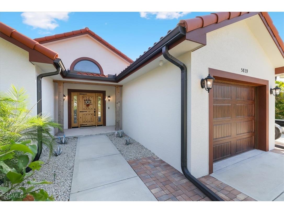 5839 Bonita Road Bokeelia FL 33922 2025007248 image2