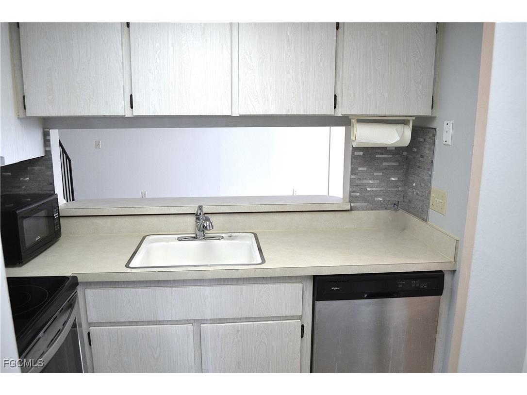 5839 Vancouver Circle #2 Fort Myers FL 33907 2026000943 image8