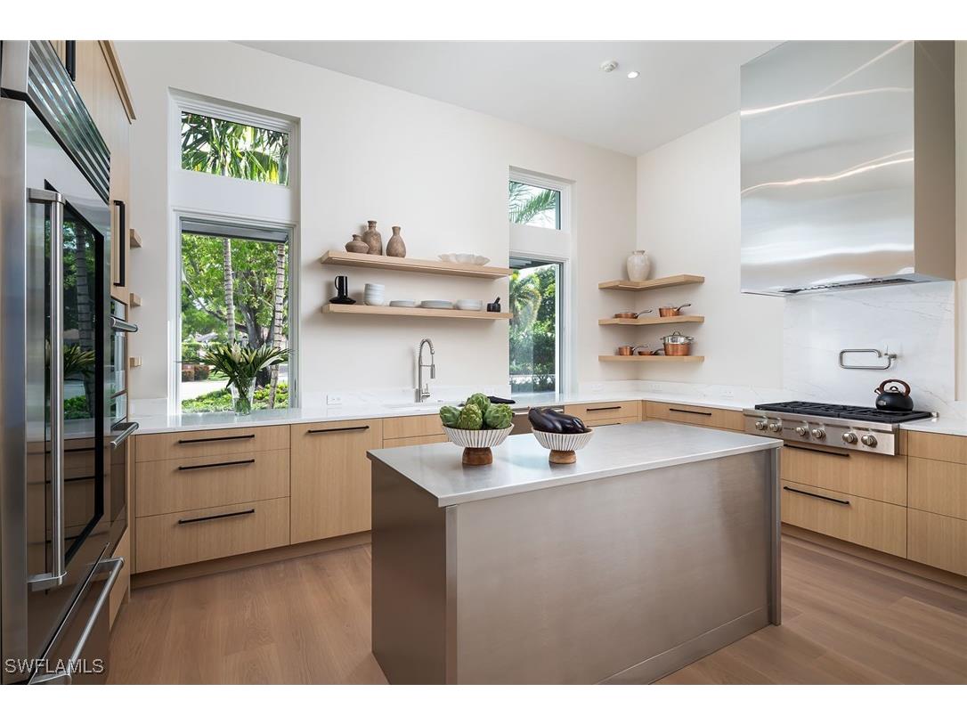 584 Banyan Boulevard Naples FL 34102 224030036 image14