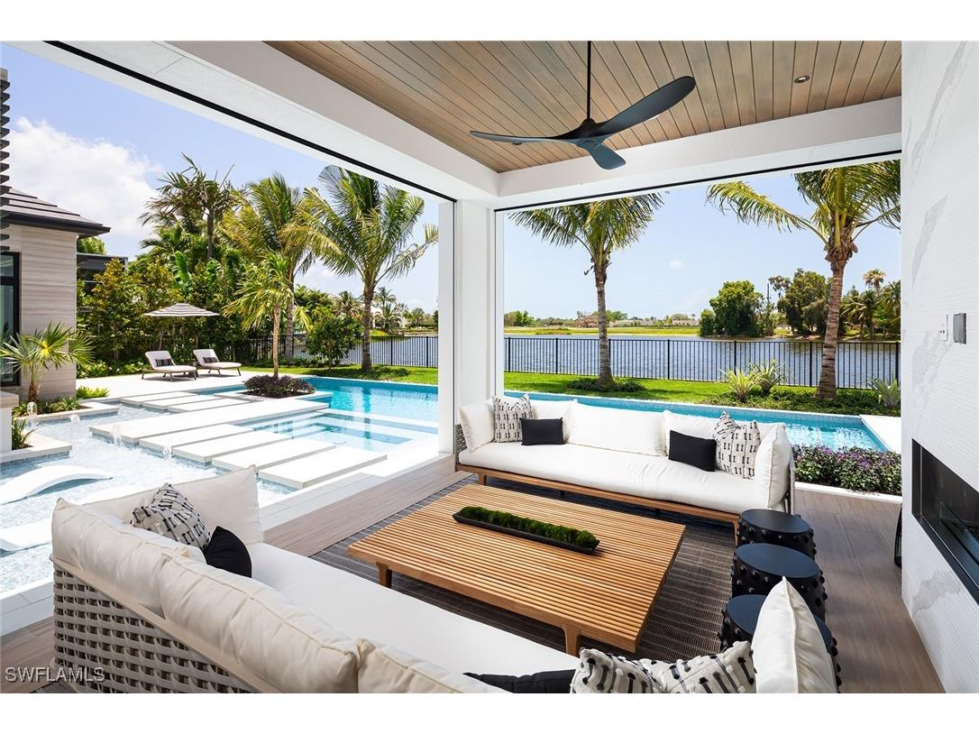 584 Banyan Boulevard Naples FL 34102 224030036 image17