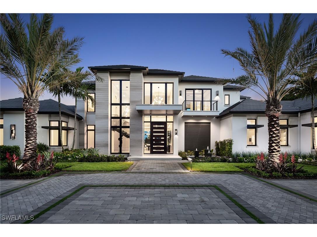 584 Banyan Boulevard Naples FL 34102 224030036 image2