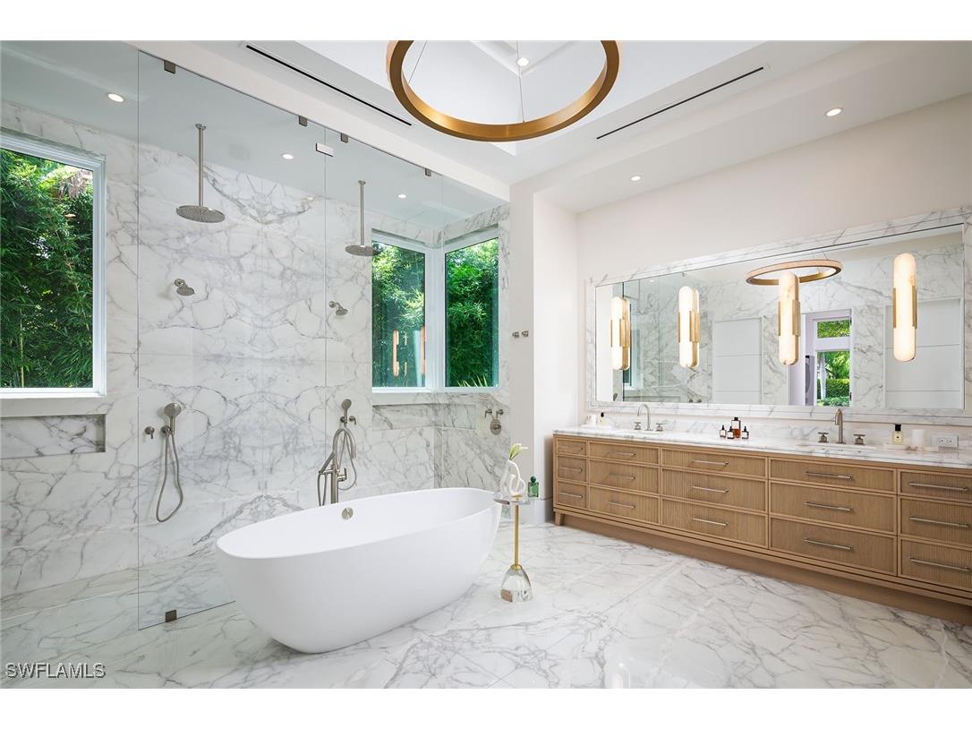 584 Banyan Boulevard Naples FL 34102 224030036 image23