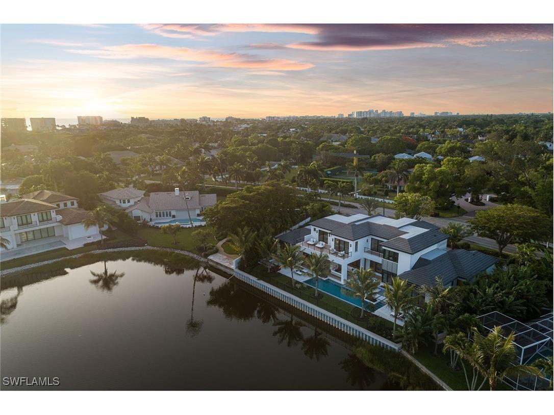 584 Banyan Boulevard Naples FL 34102 224030036 image44