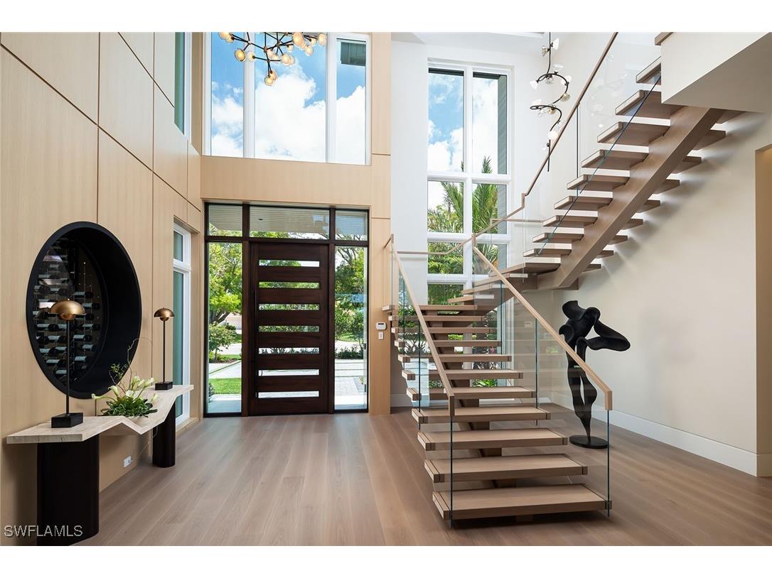 584 Banyan Boulevard Naples FL 34102 224030036 image7