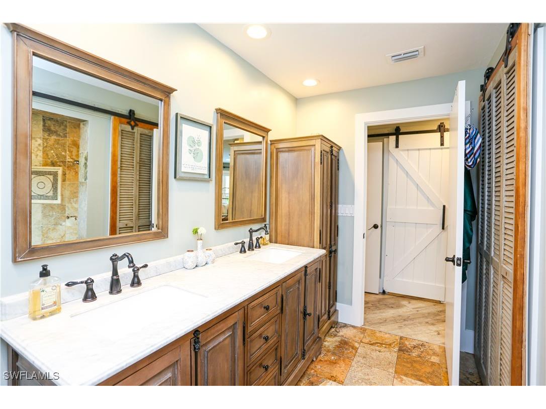 5840 Bur Oaks Lane Naples FL 34119 225065915 image16