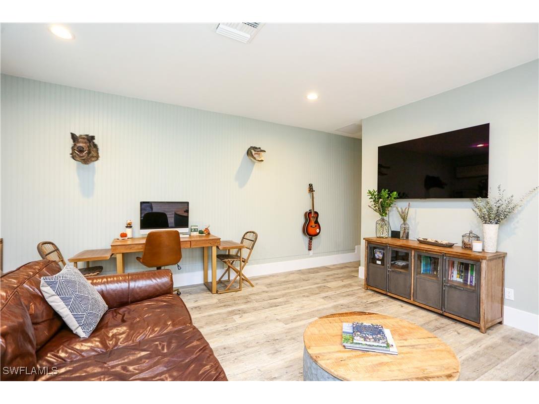 5840 Bur Oaks Lane Naples FL 34119 225065915 image18