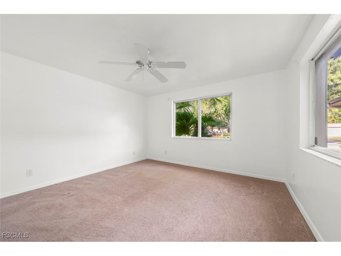 5840 Crabwood Court Fort Myers FL 33919 2025025786 image36