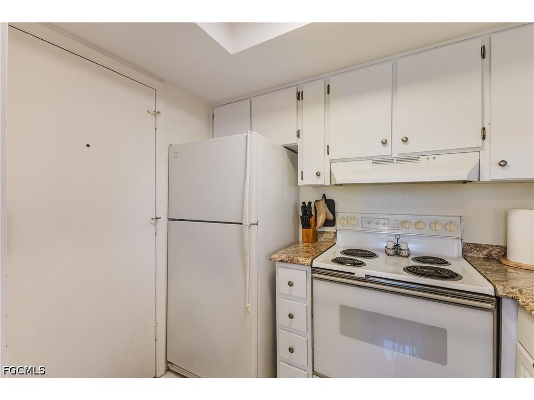 5840 Vancouver Circle #2 Fort Myers FL 33907 2026024507 image14