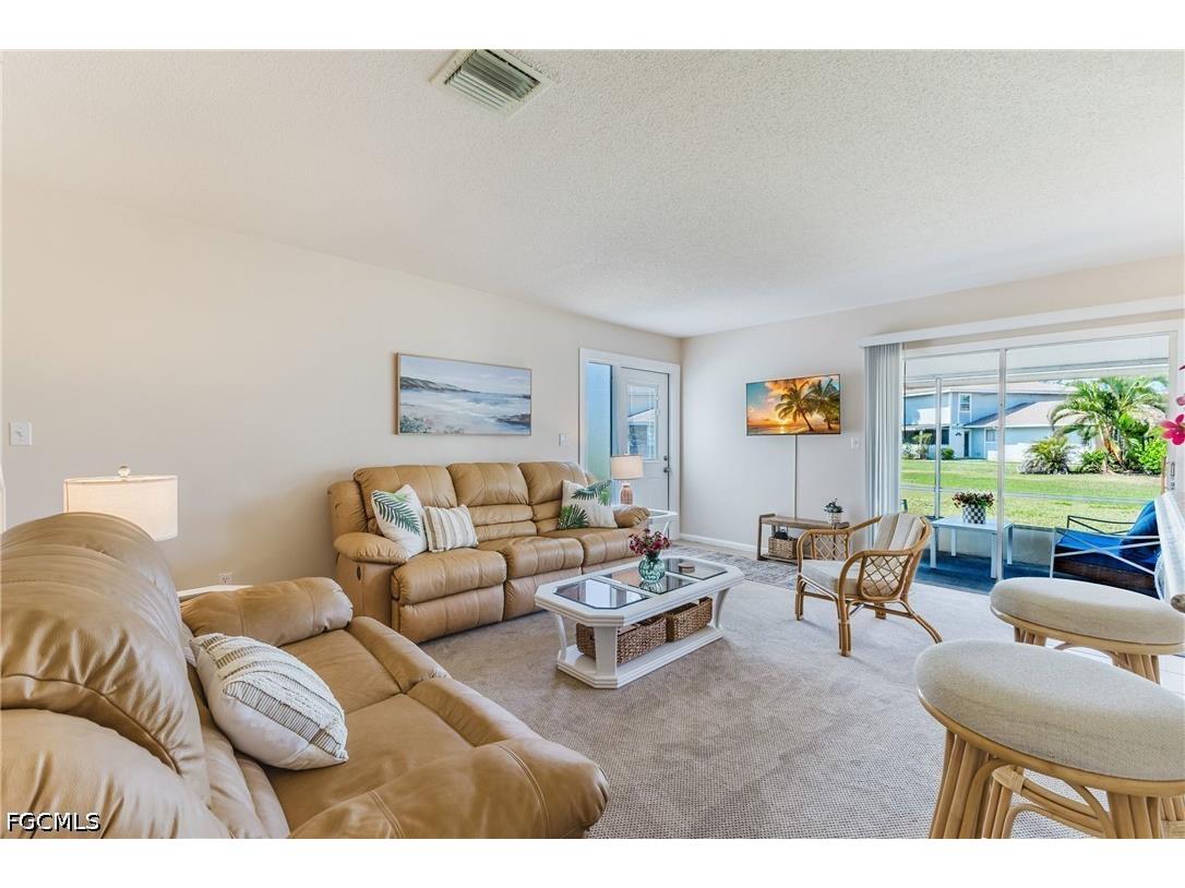 5840 Vancouver Circle #2 Fort Myers FL 33907 2026024507 image9