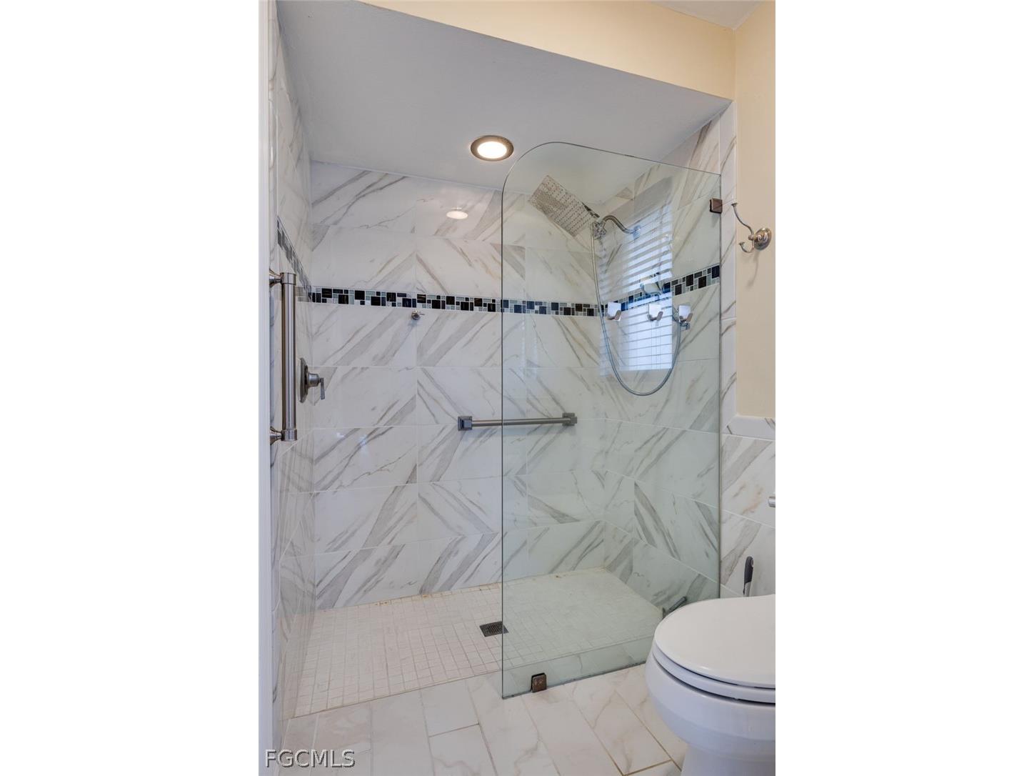 5844 Crabwood Court Fort Myers FL 33919 2026012669 image11