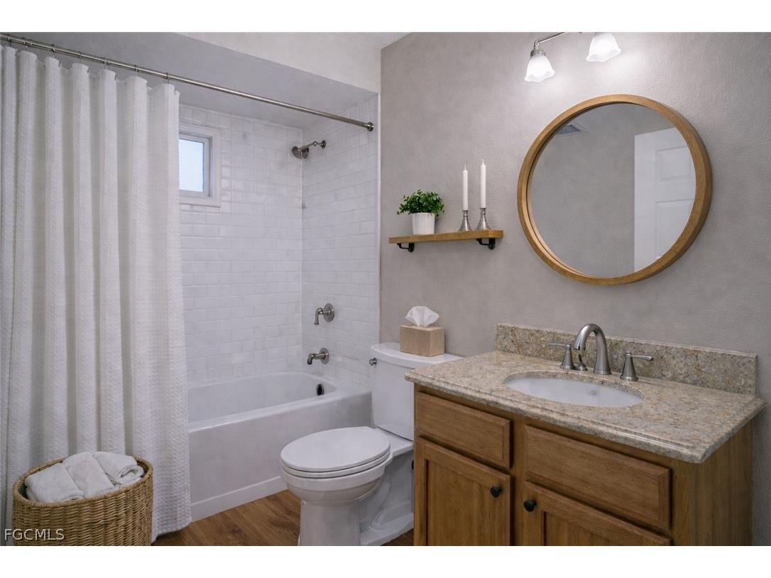 5844 Crabwood Court Fort Myers FL 33919 2026012669 image15