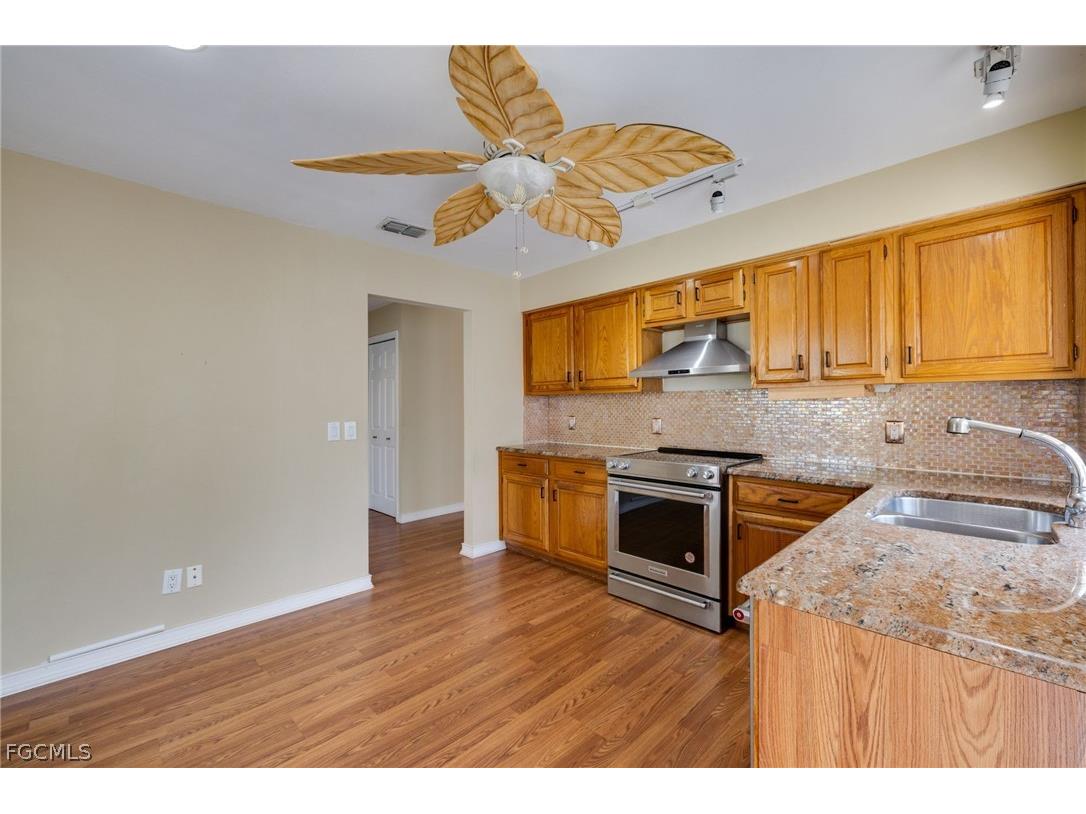 5844 Crabwood Court Fort Myers FL 33919 2026012669 image16