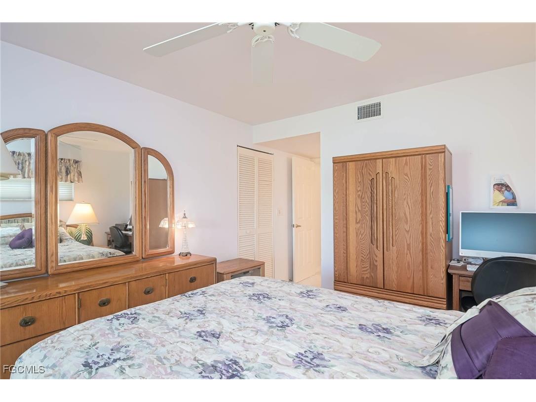 5845 Trailwinds Drive #531 Fort Myers FL 33907 2025009145 image18