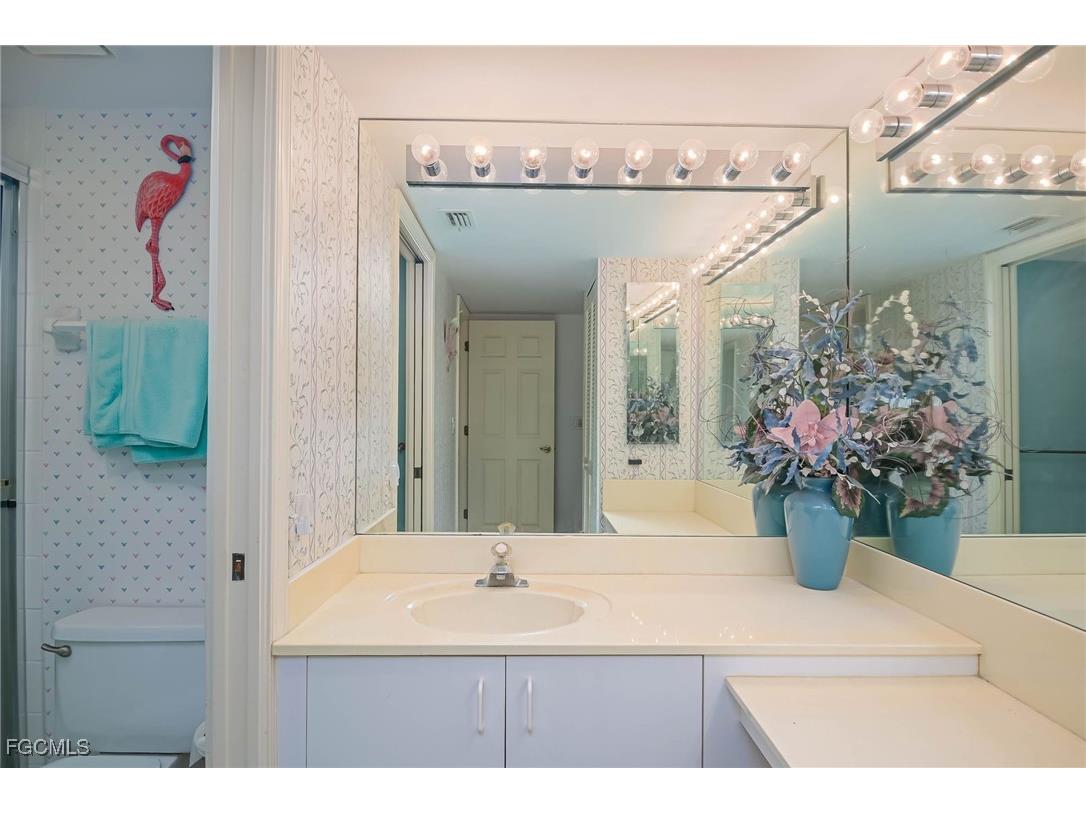 5845 Trailwinds Drive #531 Fort Myers FL 33907 2025009145 image19