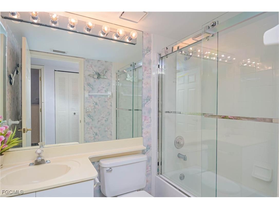 5845 Trailwinds Drive #531 Fort Myers FL 33907 2025009145 image24